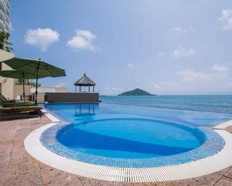 托倫札精品渡假村 - 馬薩特蘭 - Mazatlan/馬薩特蘭 - 游泳池