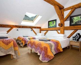 Hideout Hostel - Morzine - Slaapkamer