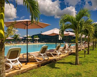 Bella Terra Laguna Azul Resort & Spa - Sauce - Piscina