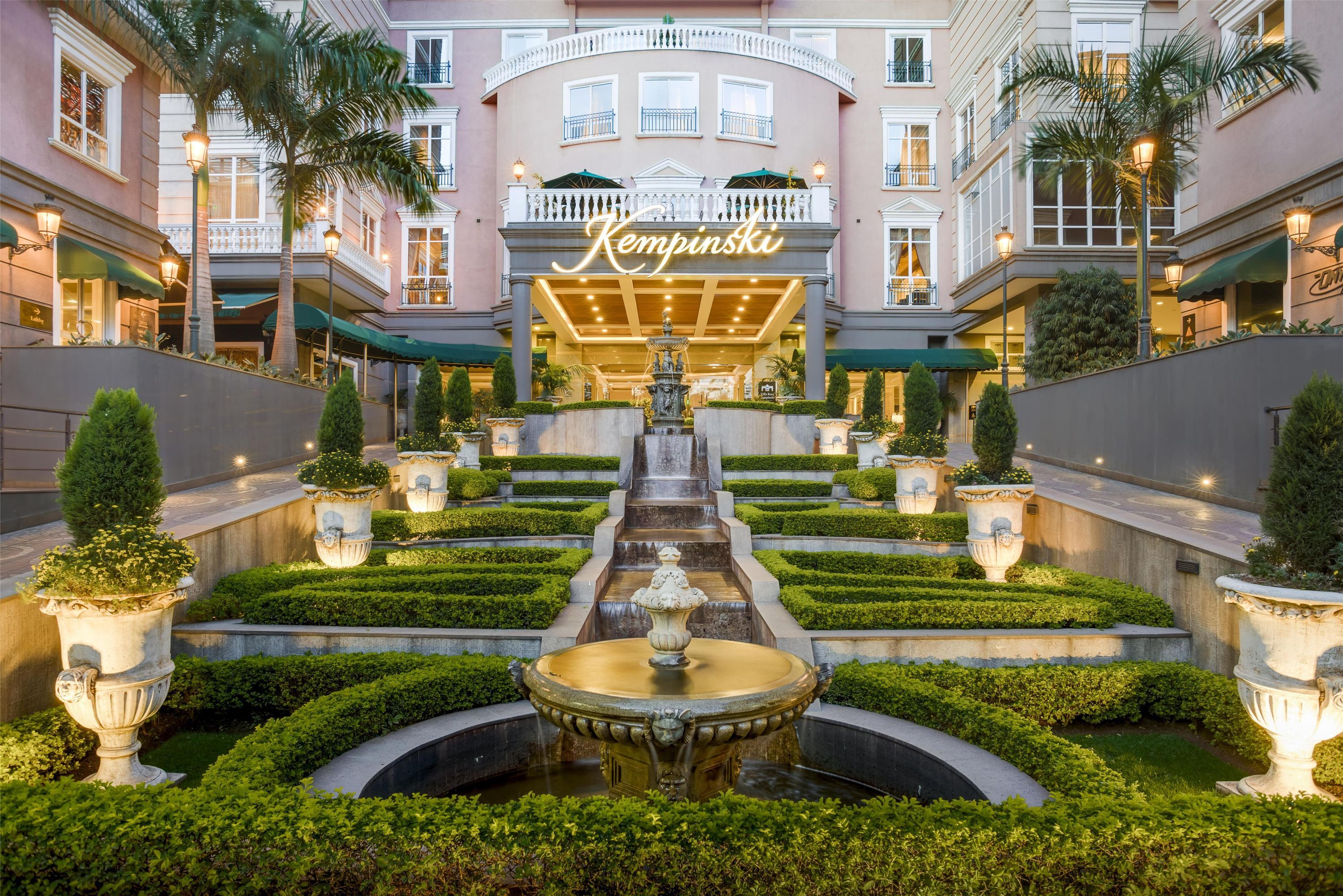 Villa Rosa Kempinski - נאירובי - בניין