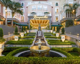 Villa Rosa Kempinski - Nairobi - Building