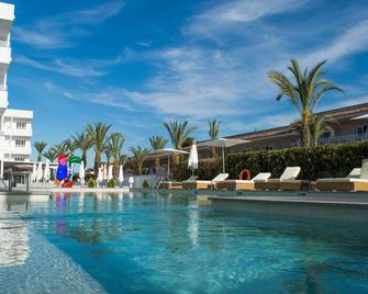 Bq Sarah -Adults Only - Santa Margalida - Piscina