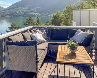Beautiful Home In Jondal - Jondal - Balcony