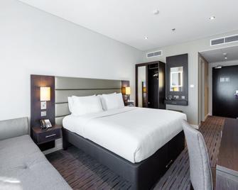 Premier Inn Doha Airport - Doha - Bedroom