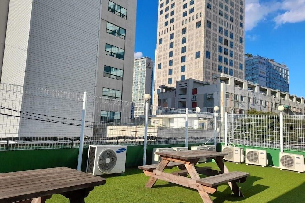 سيول دالبيت دونج دايمون جيست هاوس