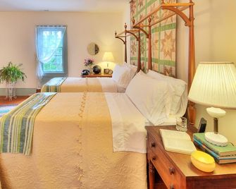 Oak Grove Bed And Breakfast - South Boston - Ložnice