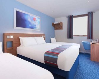 Travelodge Egham - Egham - Habitación