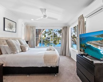 Noosa Entrance Waterfront Resort - Noosaville - Habitación