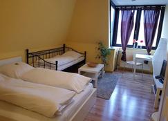 Nauwieser Apartments - Sarrebruck - Chambre