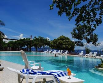 Almont Beach Resort - Surigao - Pool