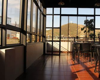 Kunan Hotel - Cochabamba - Balcony