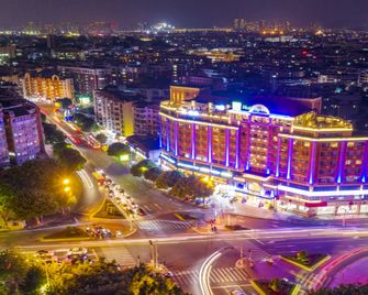 Holiday Inn Express Quanzhou City Center By IHG - Quanzhou - Будівля