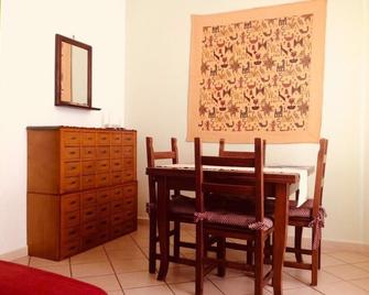 Il Nido Della Quaglia - Pozzuoli - Comedor