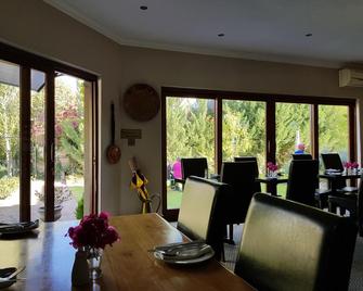 Old House Lodge - Beaufort West - Dining room