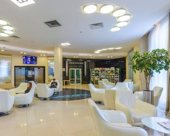 Victoria Hotel - Minsk - Recepción