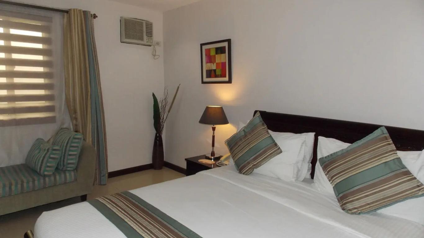 The Suites at Calle Nueva
