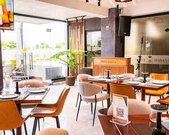 Habana Hotel Y Restaurante - Higüey - Restaurante
