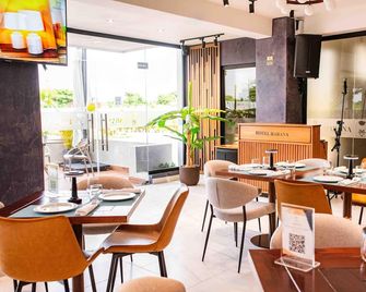 Habana Hotel Y Restaurante - Higüey - Restaurante