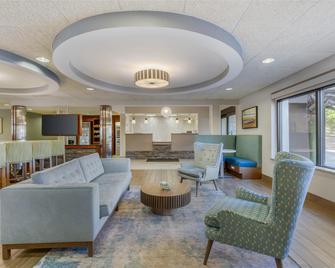 Best Western Plus Wilmington/Wrightsville Beach - Wilmington - Lounge