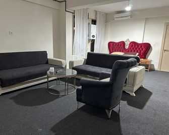 Lacos Hotel - Diyarbakır - Olohuone