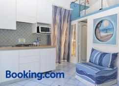 Central Studio Capri - Capri