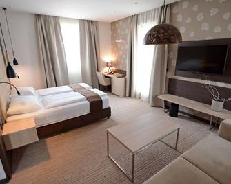 Hotel Gallus - Zagreb - Bedroom