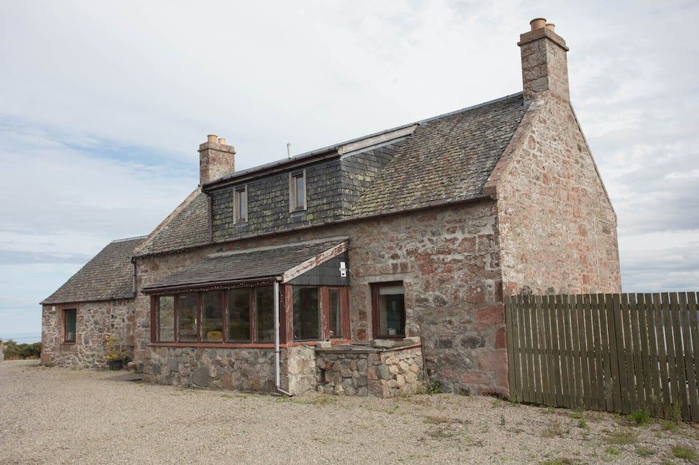 Uninterrupted sea views across the Moray Firth home to dolphins - Fortrose - Gebäude