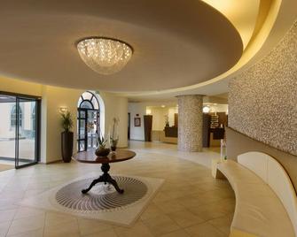 San Severino Park Hotel & Spa - Mercato San Severino - Lobby