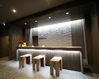 Hotel Route-Inn Sendai Higashi - Sendai - Bar