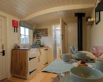 Shepherdshut-Cotswolds-Petfriendly-Woodb - Brackley - Comedor