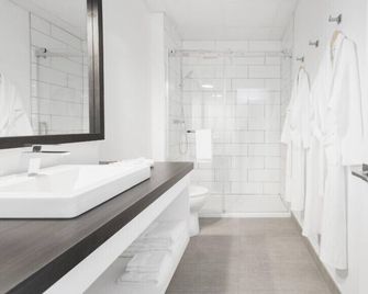 Hotel Oui Go! - Trois-Rivières - Badrum