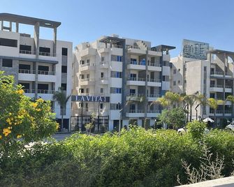 Luxury chalet for rent in La Vita Resort, North Coast. - Alexandrie - Bâtiment