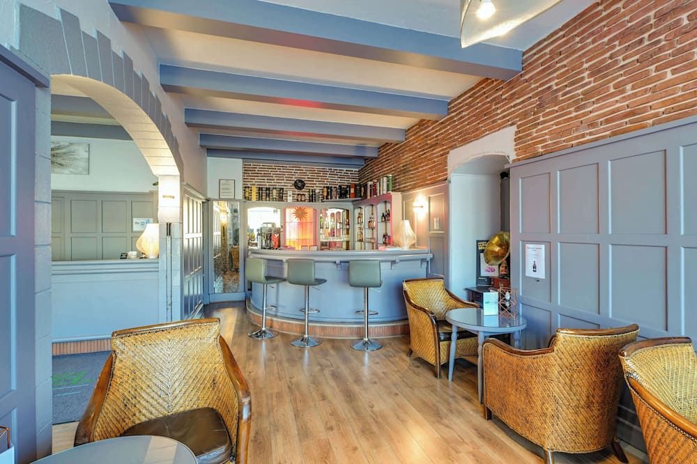 Brit Hotel Roanne Le Grand Hotel - Roanne - Bar