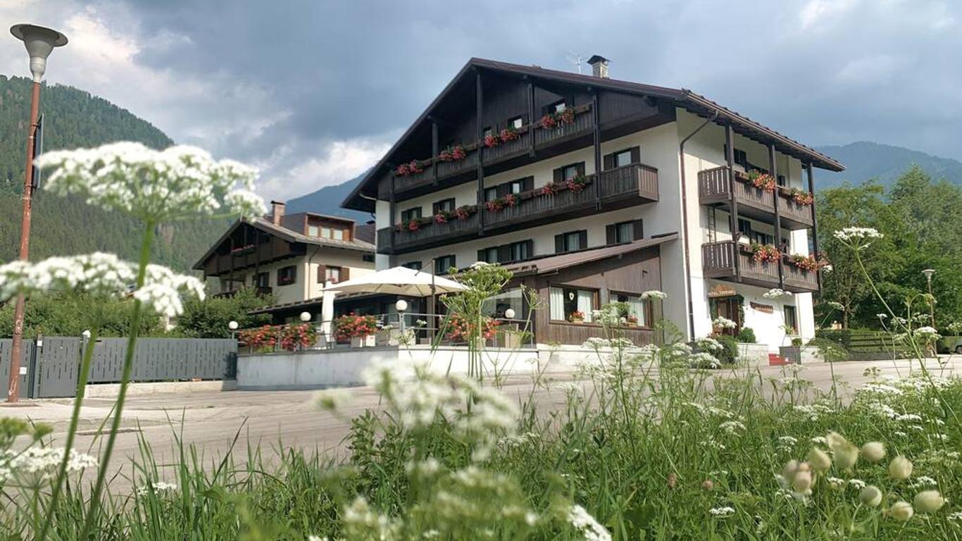 Hotel Ferrari