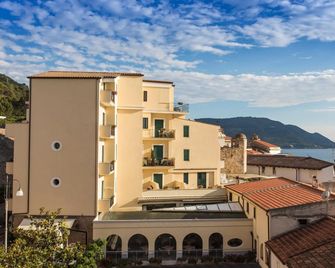 Hotel La Pergola - Castellabate - Bygning
