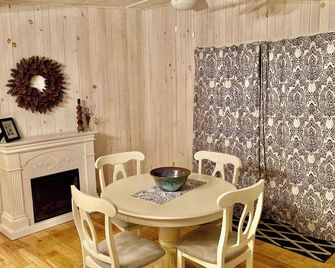 Cold Stream Cottage S - Lincoln - Comedor