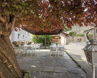 Altavilla, Self Check-In - Poschiavo - Patio