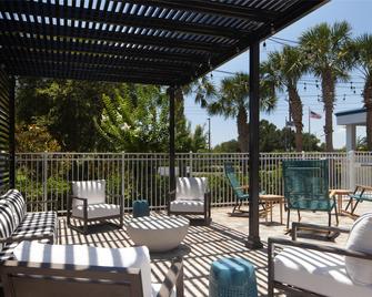 Hampton Inn by Hilton Tampa Fairgrounds Casino - Tampa - Patio