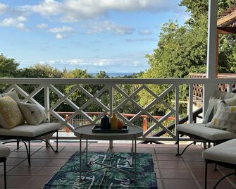 Beachwalk Becune - Cap Estate - Balcony