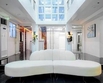 Le Dream Hotel near Vigan - Vigan City - Lobby