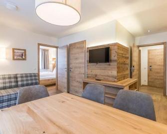 Ofentürl Alpine Living - Flachau - Τραπεζαρία