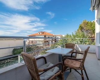 Bilin san - Baška Voda - Balkon