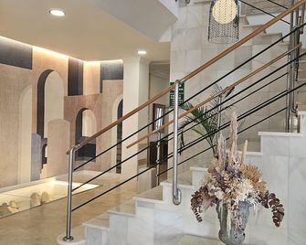 Hotel Puntazo II - Mojacar - Trappen