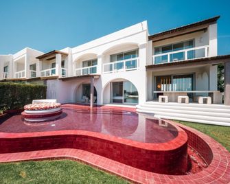 Destino Five Ibiza - 5-Star Grand Luxe Resort - Free Entrance to Pacha Club - Ibiza - Edificio