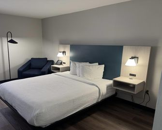 La Quinta Inn by Wyndham Auburn Worcester - Auburn - Habitación