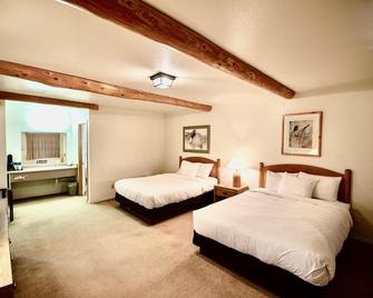 Reed's Lodge - Springerville - Bedroom