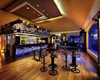 Novotel Solo - Surakarta - Restaurant