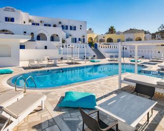 Villa Kavallaris & Apartments - Mesaria - Pool