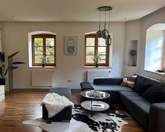 Farawayhomes Studio Bad Leonfelden #1 - Bad Leonfelden - Living room