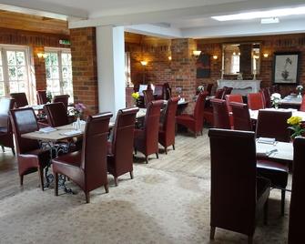 The Furze Bush Inn - Newbury - Restaurante